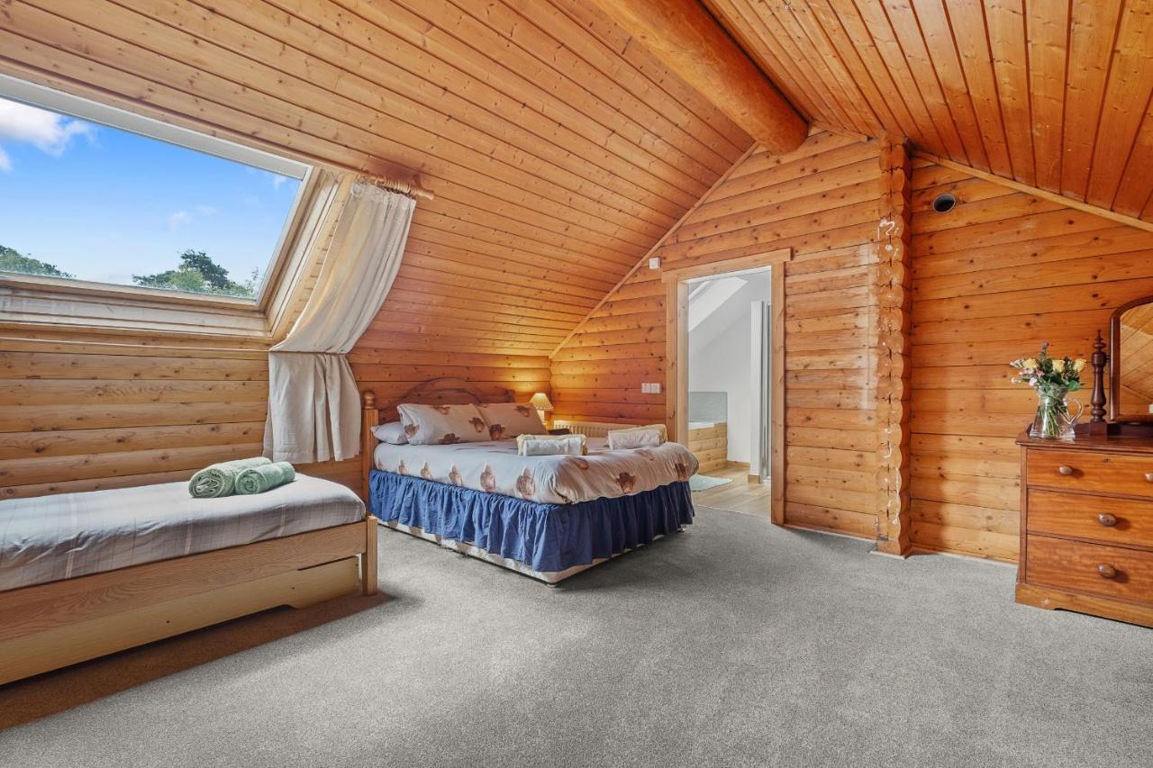 Finest Retreats - The Logs Villa Fort William Bagian luar foto